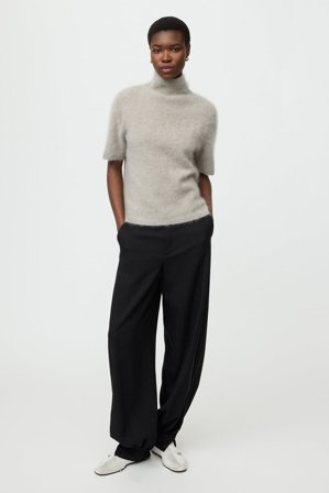 Soft Goat - Brushed short sleeve turtleneck - Kaschmirpullover für Damen - S - Greige