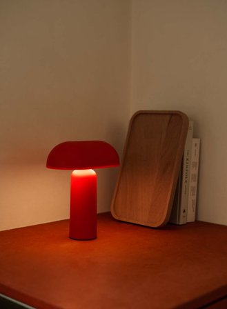 Porta oppladbar bordlampe H24 - rød