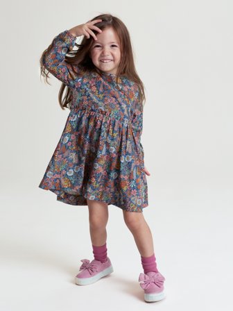 Langärmliges Kleid LIBERTY - 134 - kinderbekleidung - blue - Polarn O. Pyret