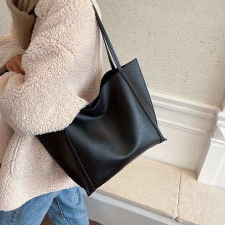 Stor Kapacitet Retro Taske Kvinder 2023 Ny Stil Taske Skuldertaske Fashionable Stor Taske Høj Kvalitet Ensfarvet Total E Taske Sort