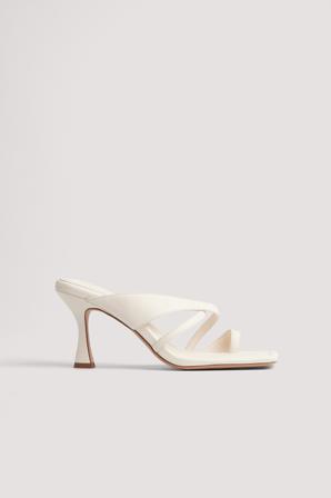 NA-KD Shoes Chaussures à talon avec bride croisée sur le pouce - Chaussures à talons hauts - Blanc - EU 36