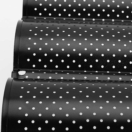 4 kpl 15 x 13 tuuman mustaa tarttumatonta rei'itettyä ranskanleipävuokaa