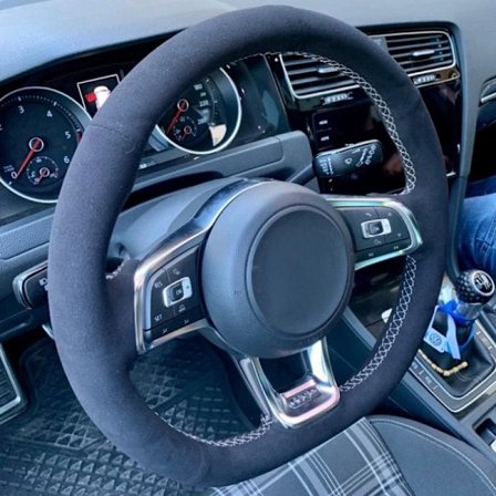 Kolfiber svart äkta läder mocka bilratt skydd för kompatibel med volkswagen golf 7 gti golf r mk7 polo scirocco 2015 2016