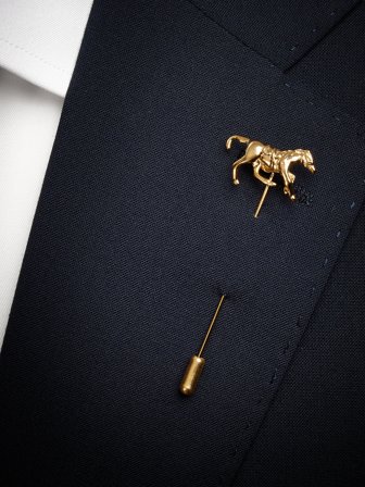 John Henric Men's Gold Lapel Pin Horse Size Onesize