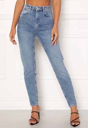 Pieces Leah Mom HW Ankle Jeans Light Blue Denim Klær