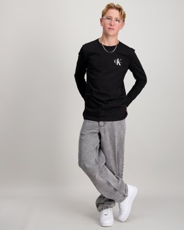 Calvin Klein CHEST MONOLOGO LS T-SHIRT Schwarz T-Shirts Jungen - Kids Brand Store