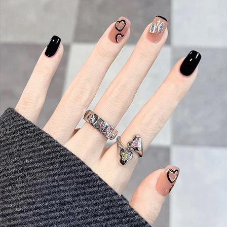 24 KPL Painettavat Lyhyet Neliönmuotoiset Tekokynnet Kynsiliimalla Peittävä Akryyli Musta Rakkaussydän Tekokynnet Ranskalainen Arkku Painettavat 