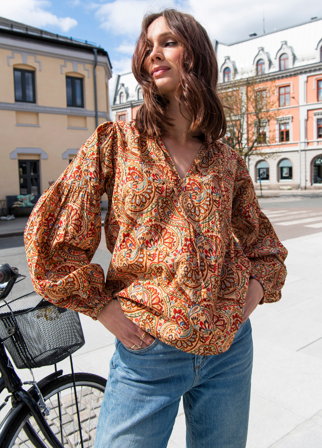 MISSMAYA - Cornelia Blouse Fudge - L