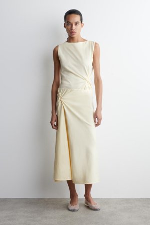 COS Women's Twist Detail Midi Skirt in Yellow