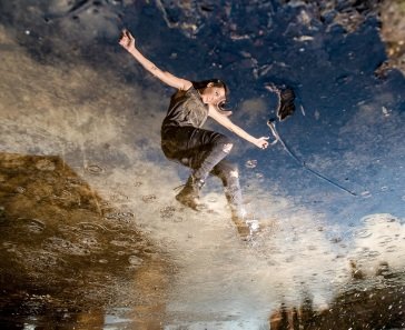 Mondo al contrario VOLPE ILENIA