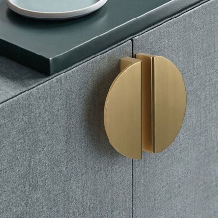 Elegante Halvmåne Skapdragere, Elegant Design Solid Messing Hardware for Ulike Skapstiler, Gullfinish, Slitesterkt Materiale Motstandsdyktig mot 
