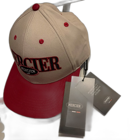 Beige och röd keps från Mercier