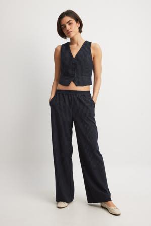 NA-KD Elastic Mid Waist Pants - Raka byxor - Navy,Stripe - EU 32