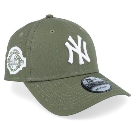 New Era - MLB Grön adjustable Keps - New York Yankees Side Patch 9FORTY Olive Adjustable @ Hatstore
