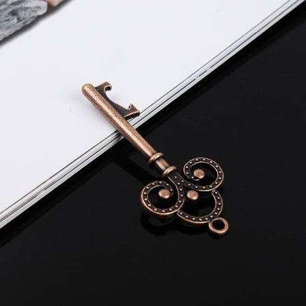 Sett med 4 vintage nøkkelformede flaskeåpnere assortert Passe-Partou