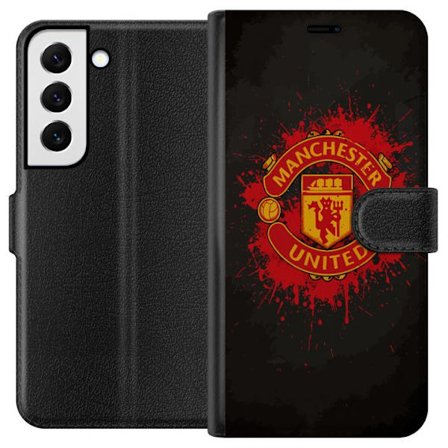 Kompatibelt Lommeboketui til Samsung Samsung Galaxy S22 5G Manchester United logo i rød og gul farge med røff sportslig bakgrunn