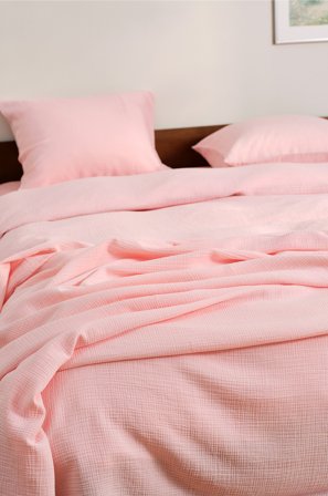 Jotex - Sengeteppe i Musselin Lys rosa - AMILIA - Kjøp Sengetepper hos Jotex