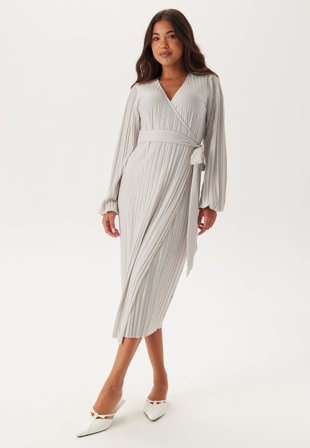 BUBBLEROOM-Pleated Wrap Dress-S