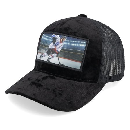 Iconic - Svart trucker Caps - Hockey Player Blue White Color Velvet Black A-Frame Trucker @ Hatstore