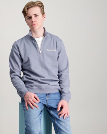 Jack & Jones JORNORREBRO EMB SWEAT HIGH NECK JNR Niebieski Swetry Chłopiec - Kids Brand Store