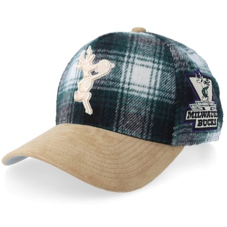 Mitchell & Ness - Verde adjustable Gorra - Milwaukee Bucks Hwc Plaid Out Pro Cap Green A-Frame Adjustable @ Hatstore