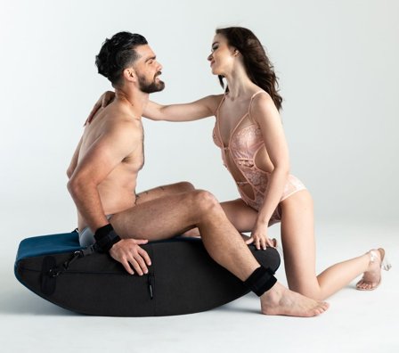 Scoop Rocker For rocking comfort sex - Vuxen.se - Sexmöbler, sexmaskiner & latex lakan