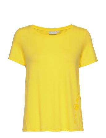 W Gail Tee#2 Yellow Sail Racing