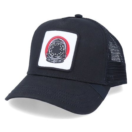 Iconic - Zwart trucker Cap - Astro Helmet Patch Black Trucker @ Hatstore
