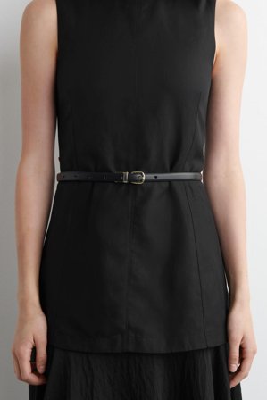 COS Women's Reversible Slim Leather Belt in White