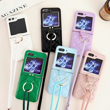 Premium Läder Bakskydd Anti-Repskydd Stötsäkert Skal för Samsung Galaxy Z Flip 6 med Ring, Axelrem