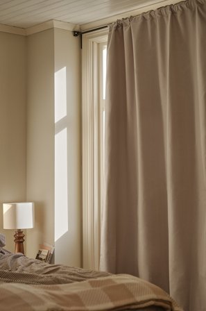 Jotex - Blendingsgardin - 1 Lengde Beige - NIKA - Kjøp Multifunksjonsgardiner hos Jotex