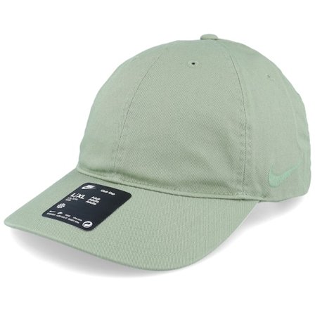 Nike - Green unconstructed Czapka Z Daszkiem - Club Flatbill Swoosh Unstructured Oil Green Dad Cap @ Hatstore