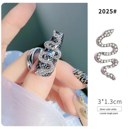 Negledekorasjoner for neglekunst diamantlegering slange rosegull og sølv full diamant tredimensjonal manikyr 2025