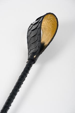 Luxe Python Ridepisk - Vuxen.se - Håndjern og lænker, piske, gags, bondage, mundknebel, masker & øjenbind.