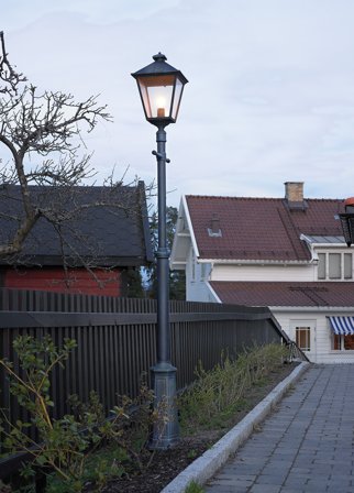 London 491 utelampe - sort