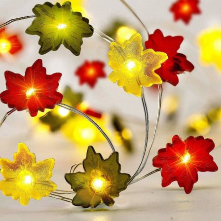 IC 10 jalkaa 30 värillistä LED-vaahteranlehtivalosarjaa paristoilla