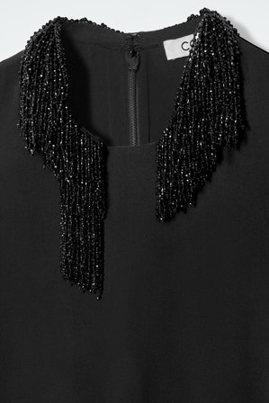 COS Women's Top Con Cuello Racer Adornado in Negro