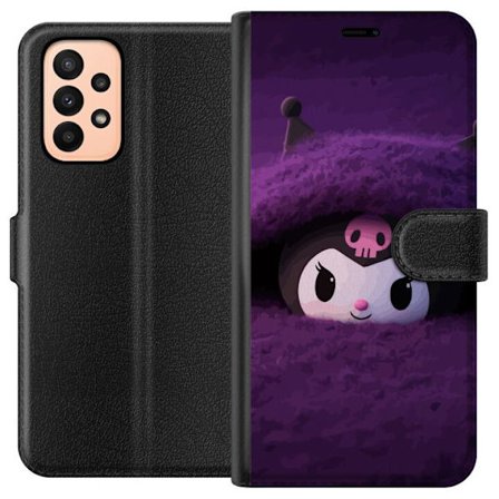 Yhteensopiva Lompakkokotelo Samsung Galaxy A23 Kuromi lilassa pörröisessä ympäristössä, jossa on salaperäinen kawaii-suunnittelu.