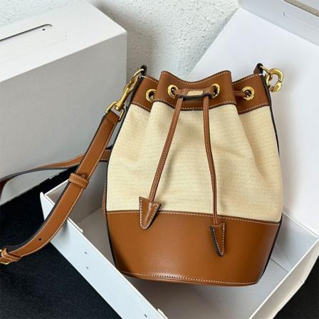 Bucket Bag Suuri tilavuus nahka kangas Kangas Retro Design Muoti Olkalaukku Crossbody Käsilaukku Kannettava Kukkaro Monipuolinen 1 M27cm