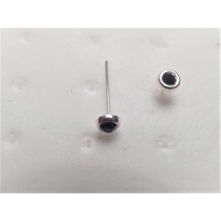 1 st. Näspiercing i silver med infattade 2mm. Svart Kristall