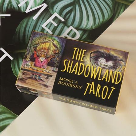 NYHET The Shadow Land Tarot Englannin kielellä opaskirjalla ennustaminen Fo Monivärinen yksi koko