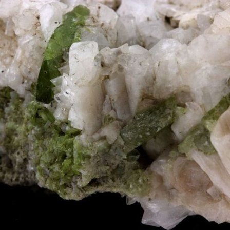 Sphene Titanite 905,0 karat