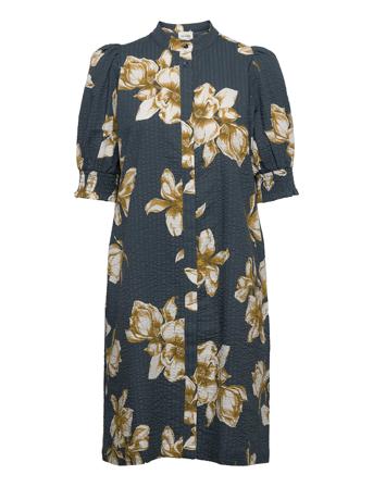 Valerie Patterned Six Ames