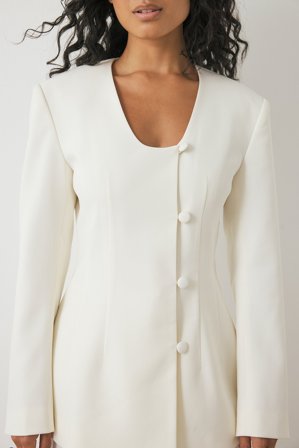 Cecilie Haugaard x NA-KD Blazer ajusté à encolure ronde - Blazers - Crème - EU 40