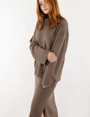 Urban Pioneers Elly Sweater - Brown - XS