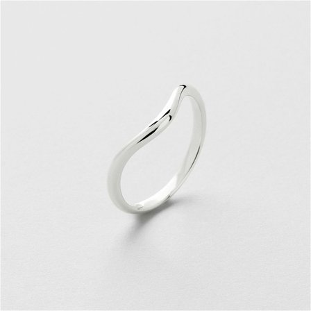 Curve Ring