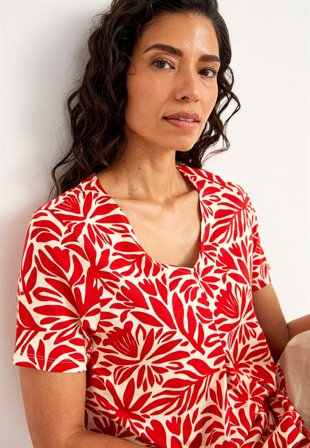 Cellbes of Sweden - Jerseytunika med flatterende fold i rød / mønstret for damer i størrelse 50/52