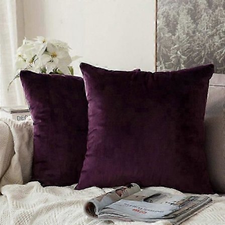 Pehmeät samettiset munakoison violetit tyynynpäälliset, 2 kpl, 45x45 cm