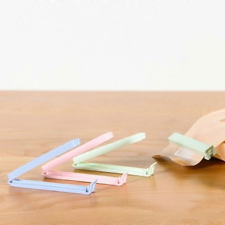 30 x Ruokapussin sulkija pakastinpusseille - Pussinsulkija ruoan säilytykseen läpinäkyvässä laatikossa, sininen, vihreä, pinkki