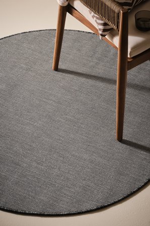 Jotex - Rund Utendørs Teppe ø 120 Cm Polypropylen Svart PETRA - Kjøp Utendørstepper hos Jotex